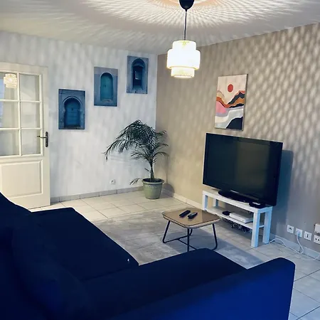 Zehnith Tramway Apartment